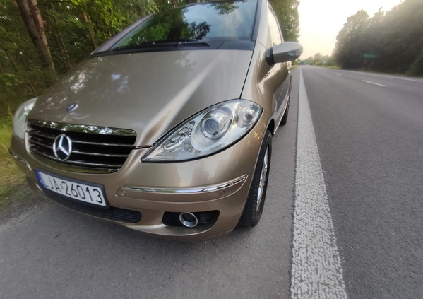 Mercedes-Benz Klasa A cena 16000 przebieg: 134000, rok produkcji 2005 z Nidzica małe 211